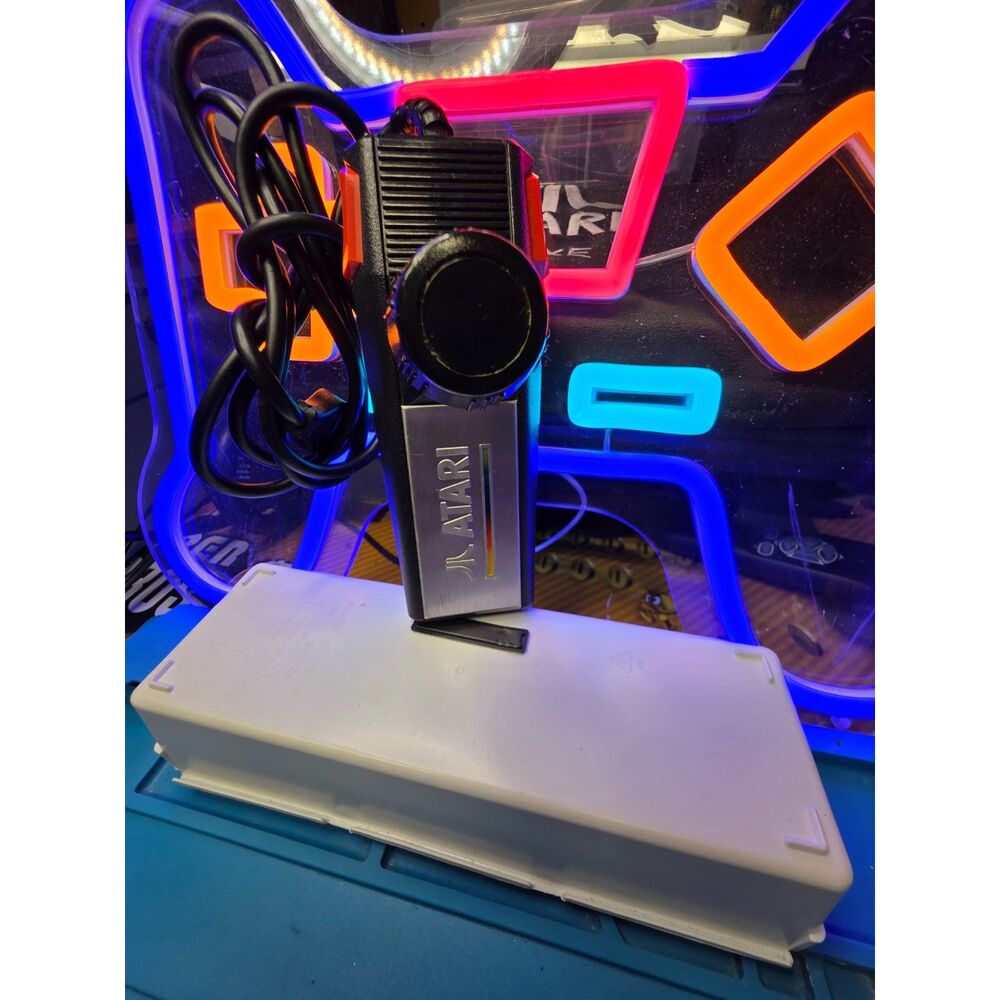 Atari 7800 Controller / Joystick